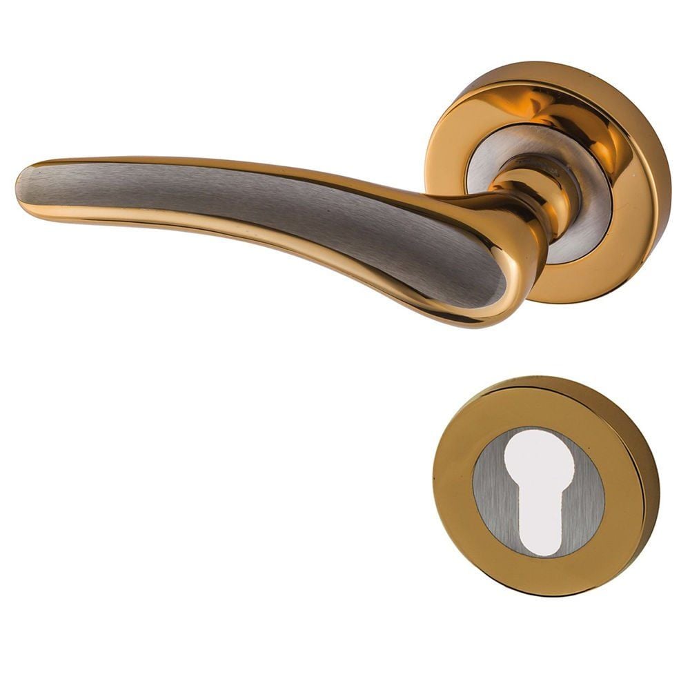 DOĞANLAR YAKUT SATEN ALBRİFİN ROZETLİ YALE KOL SOL