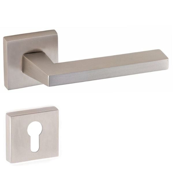 Parma Saten Rozetli Kapı Kolu Rozetli Yale Sağ (ADET)